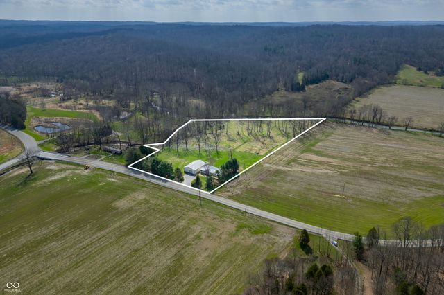 4255 State Road 135 S, Nashville, IN 47448