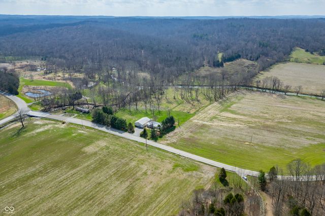 4255 State Road 135 S, Nashville, IN 47448