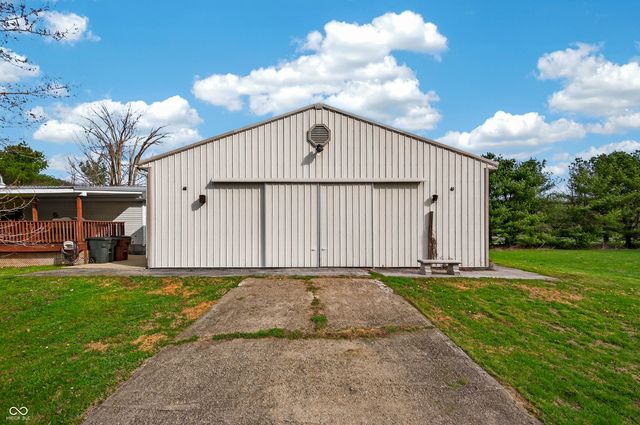 4255 State Road 135 S, Nashville, IN 47448