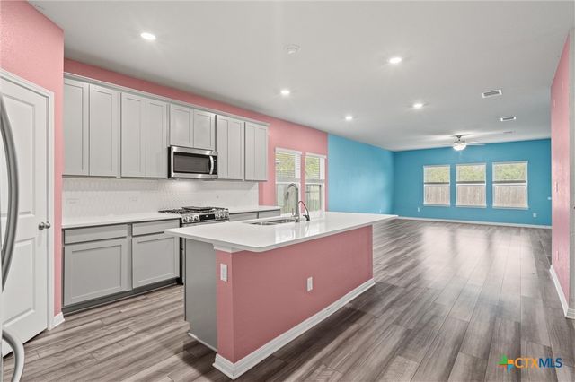 204 Jordan Valley Drive, Liberty Hill, TX 78642