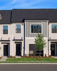 1160 Old Creek Bend, Gallatin, TN 37066