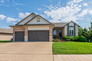 1050 N Beau Jardin St, Derby, KS 67037