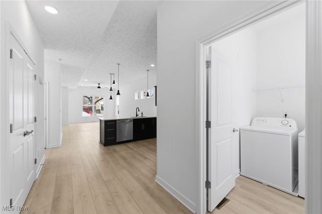 2244 E 100th Street, Cleveland, OH 44106