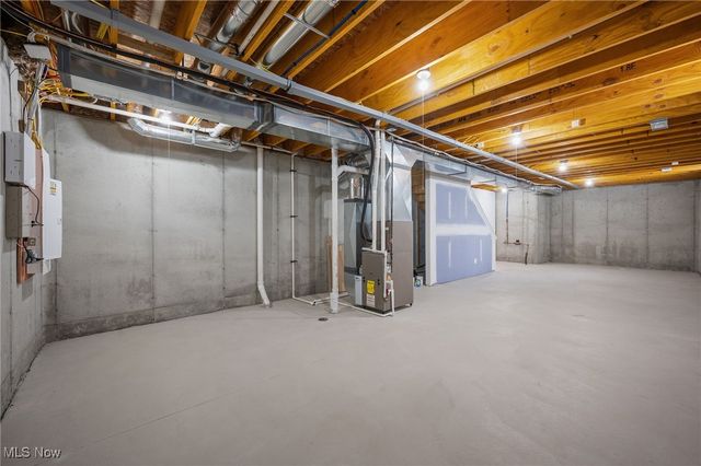 2244 E 100th Street, Cleveland, OH 44106