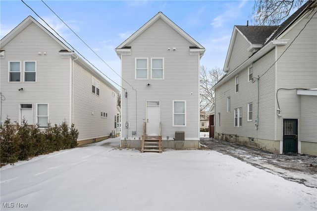 2244 E 100th Street, Cleveland, OH 44106