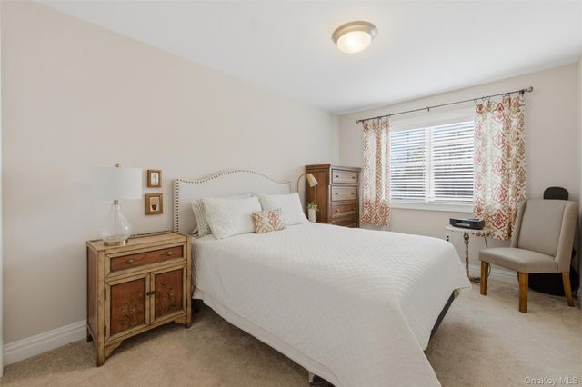 324 Ivy Trail, Rhinebeck, NY 12572