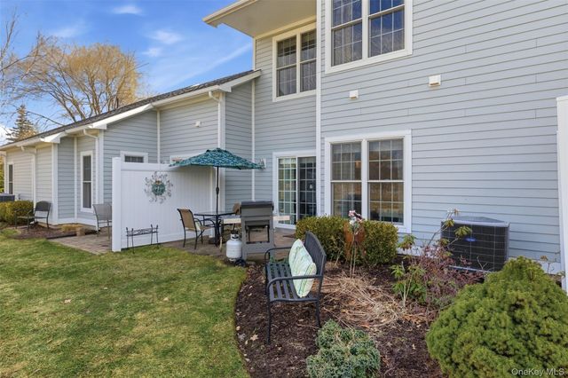 324 Ivy Trail, Rhinebeck, NY 12572