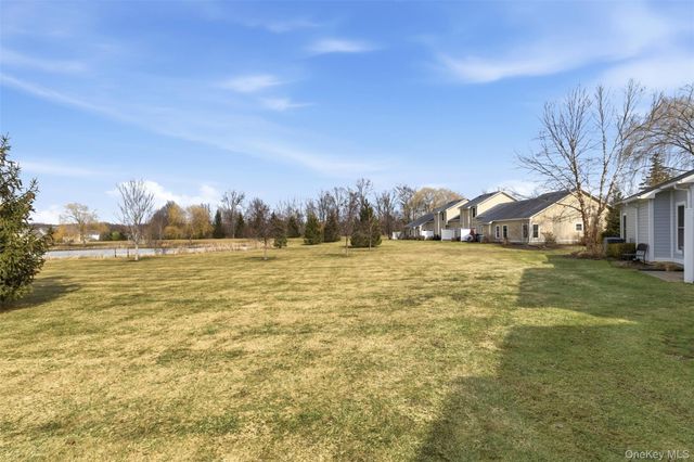 324 Ivy Trail, Rhinebeck, NY 12572