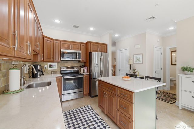 324 Ivy Trail, Rhinebeck, NY 12572