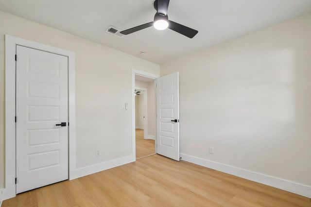 1204 Southwalk ST, Georgetown, TX 78626