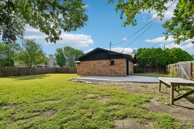 1204 Southwalk ST, Georgetown, TX 78626