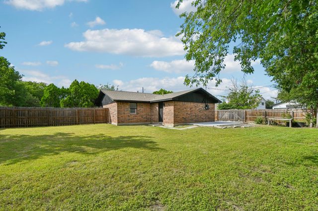 1204 Southwalk ST, Georgetown, TX 78626