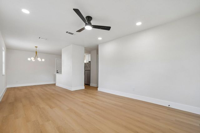 1204 Southwalk ST, Georgetown, TX 78626