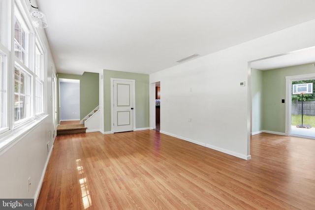 53 SHULL DR, Newark, DE 19711