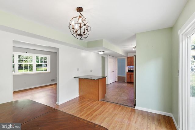 53 SHULL DR, Newark, DE 19711