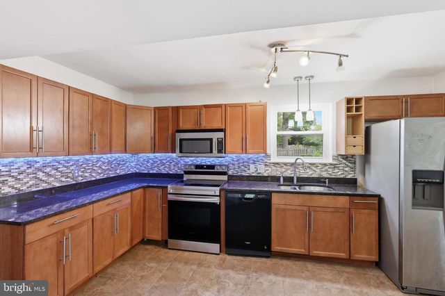 53 SHULL DR, Newark, DE 19711