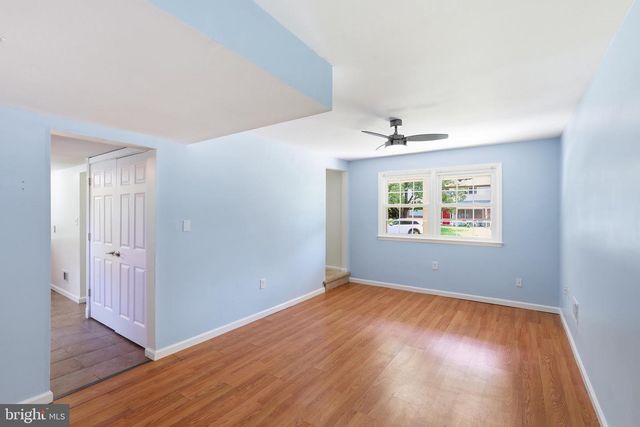 53 SHULL DR, Newark, DE 19711