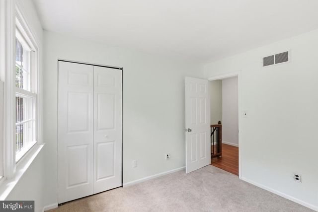 53 SHULL DR, Newark, DE 19711