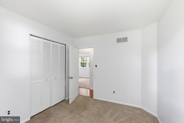 53 SHULL DR, Newark, DE 19711
