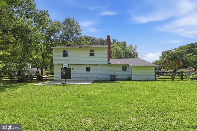 53 SHULL DR, Newark, DE 19711