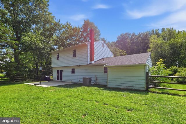 53 SHULL DR, Newark, DE 19711
