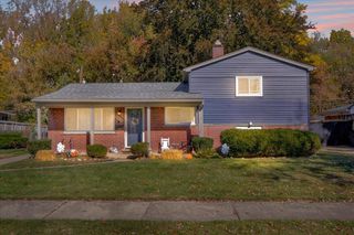 33312 Lynx Street, Westland, MI 48185