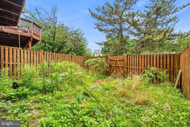 5 BATTERY BEND CT, Montgomery Village, MD 20886
