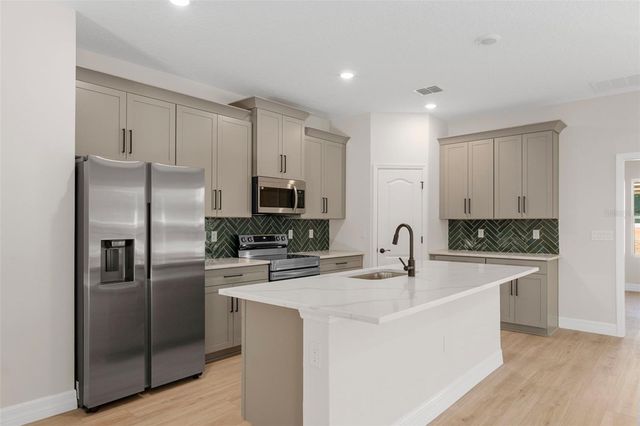 7835 N CREEK WAY, Citrus Springs, FL 34434