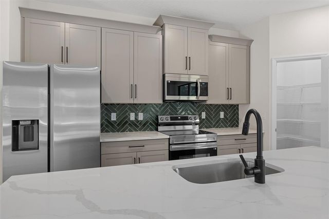 7835 N CREEK WAY, Citrus Springs, FL 34434