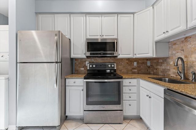 722 Bering Unit G Drive 171, Houston, TX 77057