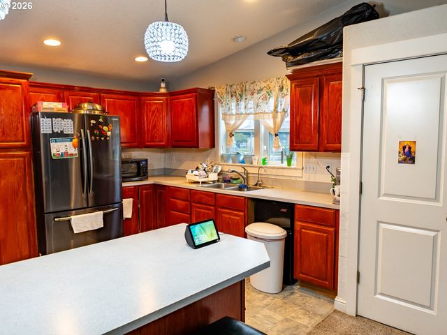 1551 Tierra Dr Ne, Salem, OR 97301