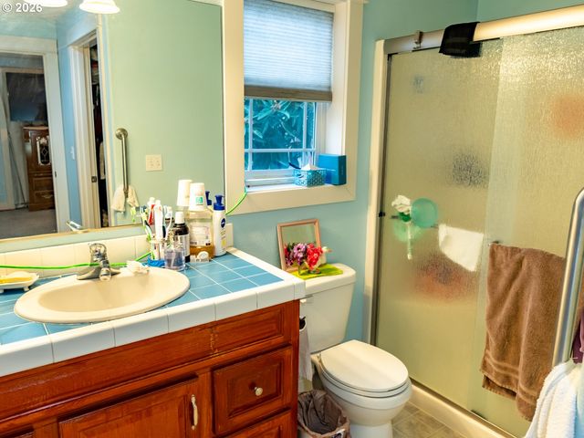 1551 Tierra Dr Ne, Salem, OR 97301