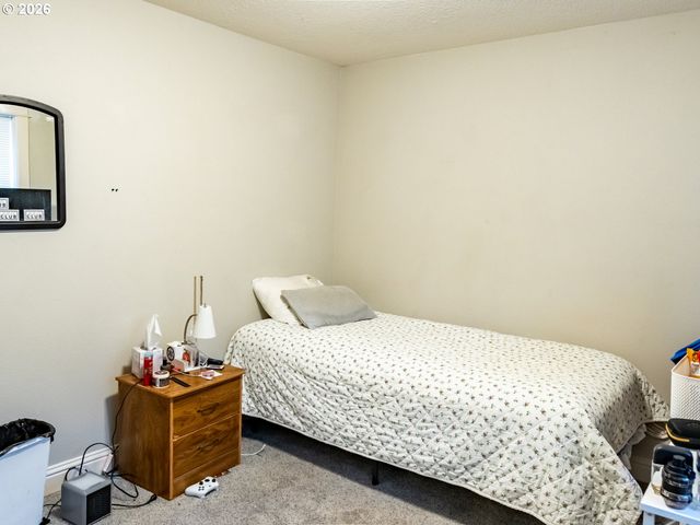 1551 Tierra Dr Ne, Salem, OR 97301