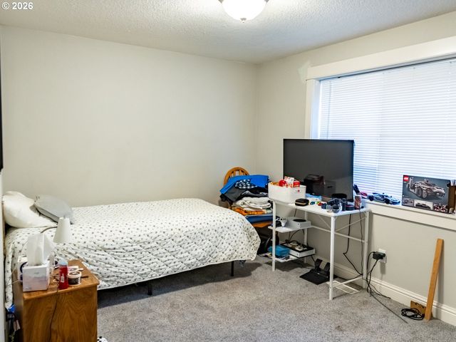 1551 Tierra Dr Ne, Salem, OR 97301