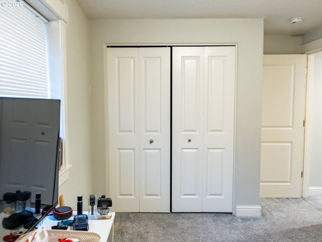 1551 Tierra Dr Ne, Salem, OR 97301