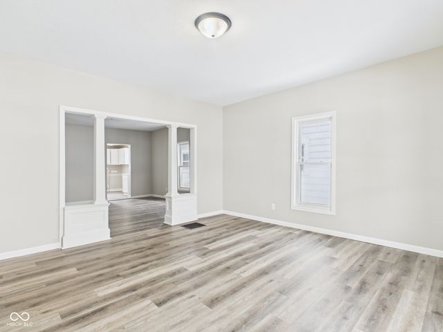 1318 E 28th Street, Anderson, IN 46016