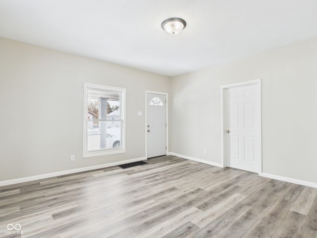 1318 E 28th Street, Anderson, IN 46016