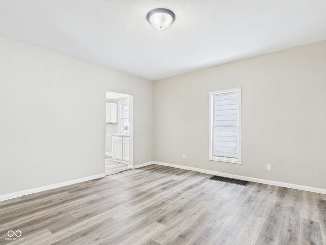 1318 E 28th Street, Anderson, IN 46016