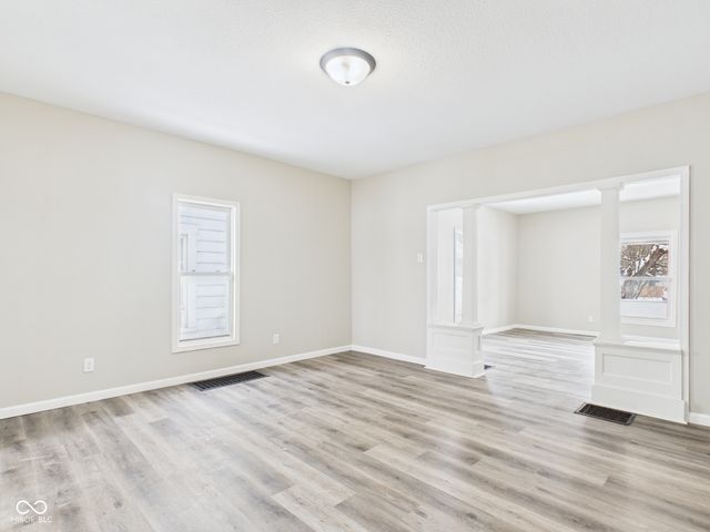 1318 E 28th Street, Anderson, IN 46016