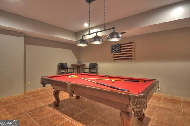 1072 Heatherwood Way, Talking Rock, GA 30175