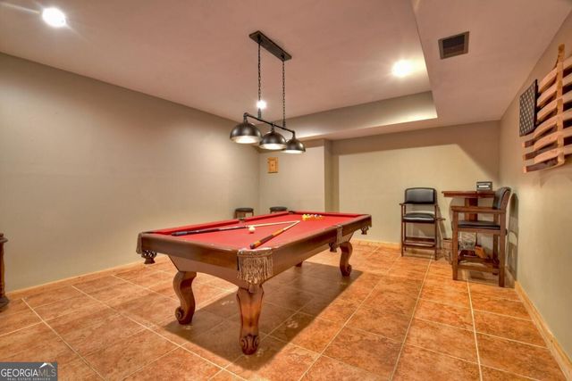 1072 Heatherwood Way, Talking Rock, GA 30175