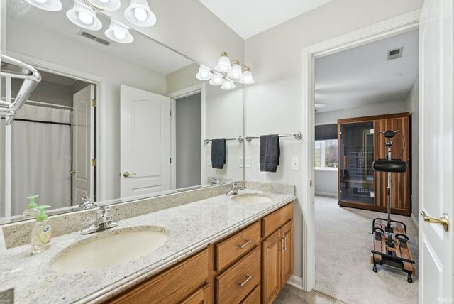 12733 Sutters Parkway, Fort Wayne, IN 46845