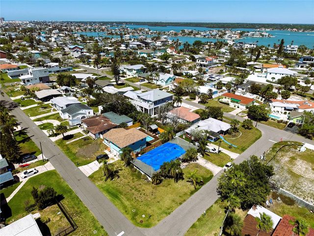 102 158TH AVENUE, Redington Beach, FL 33708