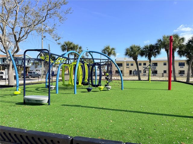 102 158TH AVENUE, Redington Beach, FL 33708