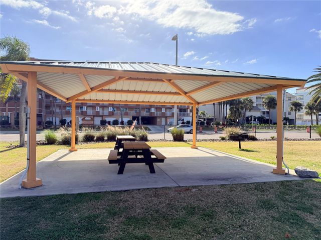 102 158TH AVENUE, Redington Beach, FL 33708