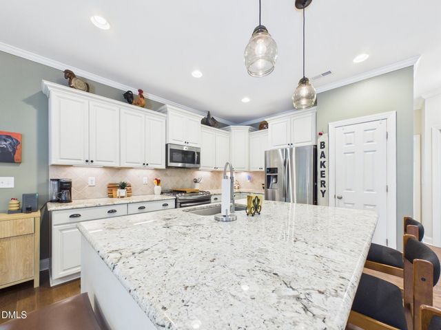 525 Birdsong Lane, Hurdle Mills, NC 27541