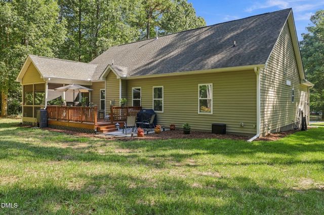 525 Birdsong Lane, Hurdle Mills, NC 27541
