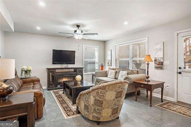 2113 Hope Lane, Monroe, GA 30656