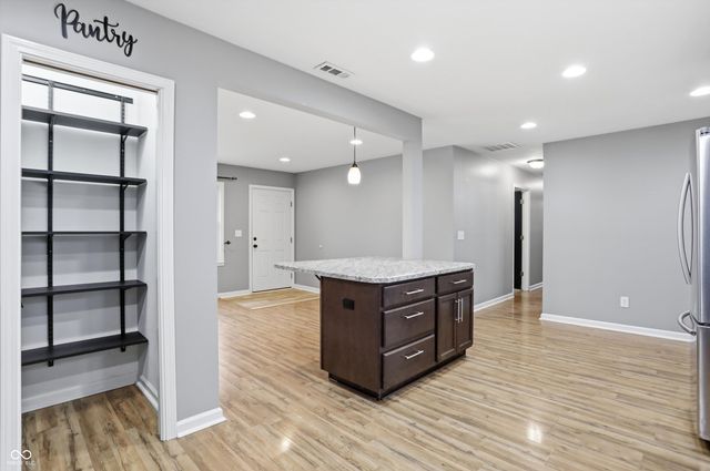 1134 N County Road 900 E, Avon, IN 46123