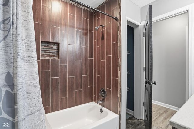 1134 N County Road 900 E, Avon, IN 46123